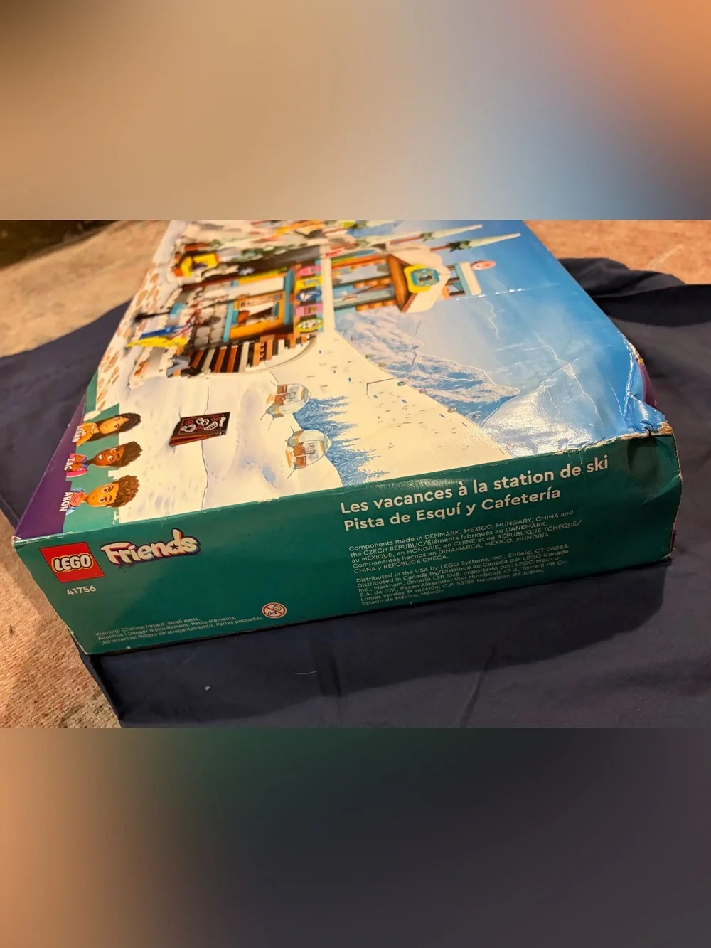 LEGO Friends 41756 Retired Sealed Slope and Cafe Set - Picture 5 of 5
